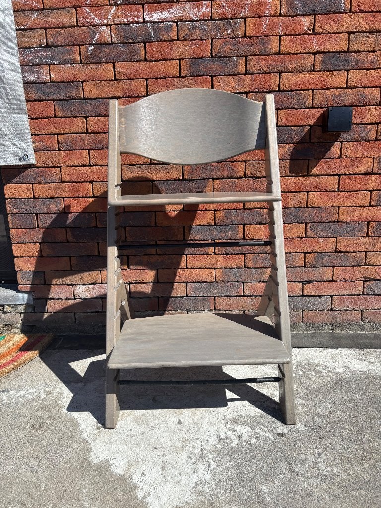 Treppy meegroeistoel + maxi cosi basis + tafel, Ophalen, Gebruikt, Meegroeistoel, Aanschuifbaar