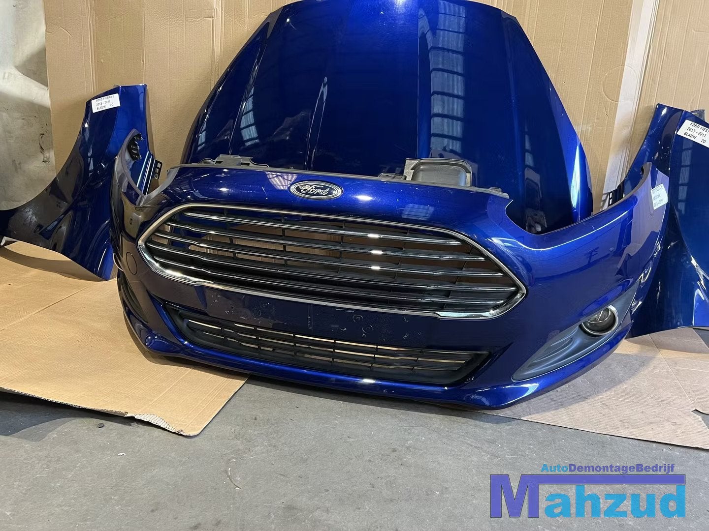 FORD FIESTA 6 Blauw 2D Voorkop compleet 2013-2017, Info@ford.com, Avant, Ford Motor Company, American Road 1
48126  Dearborn