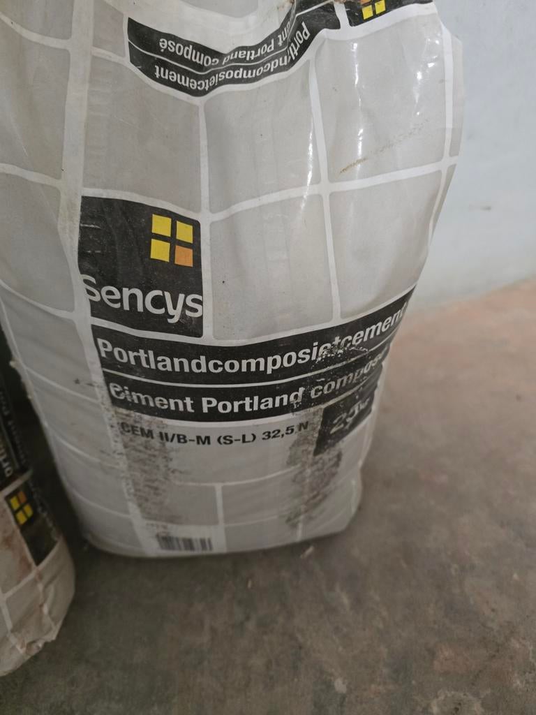 Cement 2 zakken, Doe-het-zelf en Bouw, Ophalen