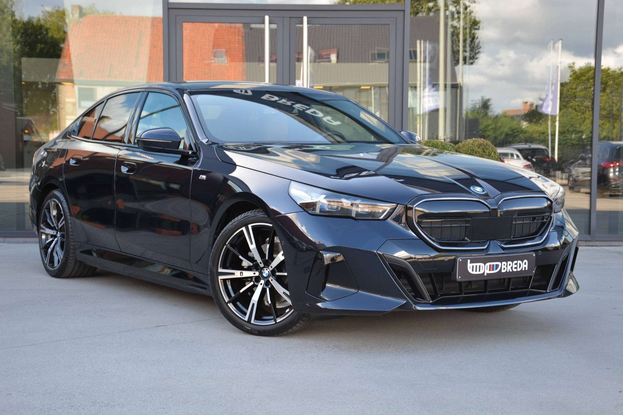 BMW 5 Serie 530 e M-Sport/Individual/ACC/HUD/360cam, Achterwielaandrijving, Gebruikt, Euro 6, 4 cilinders