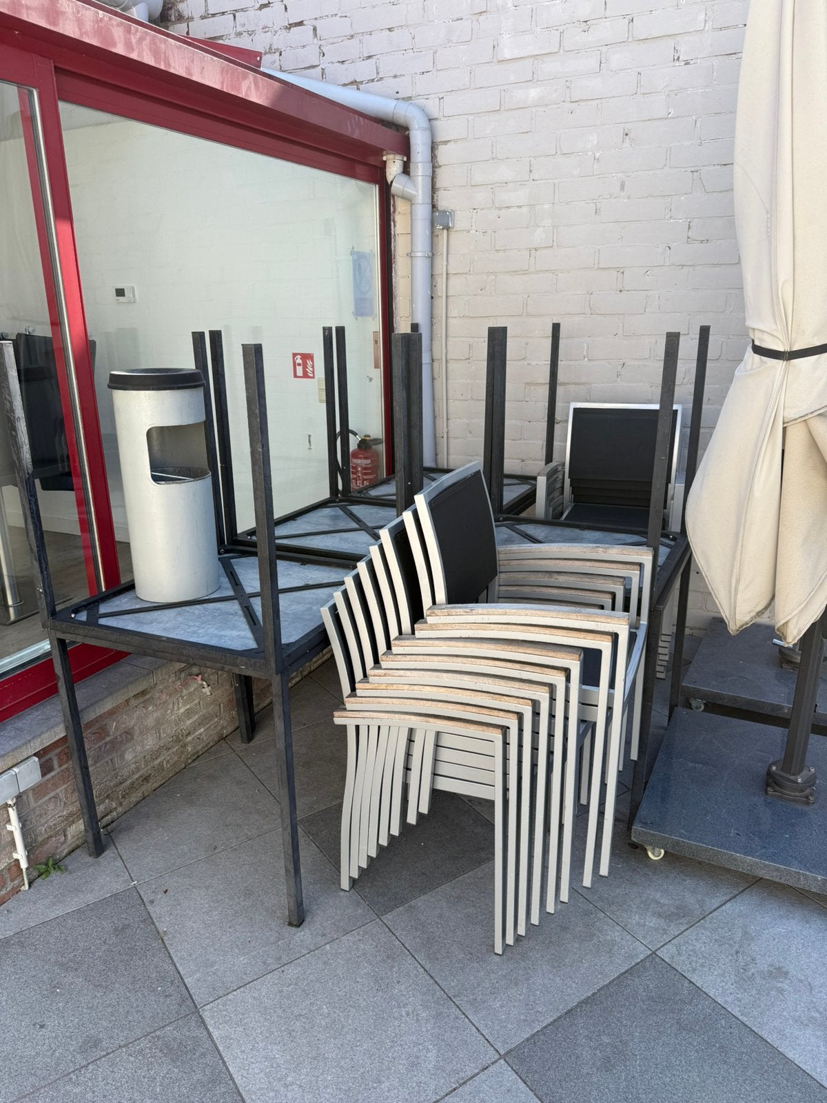 Chaises de patio + tables, Enlèvement, Comme neuf