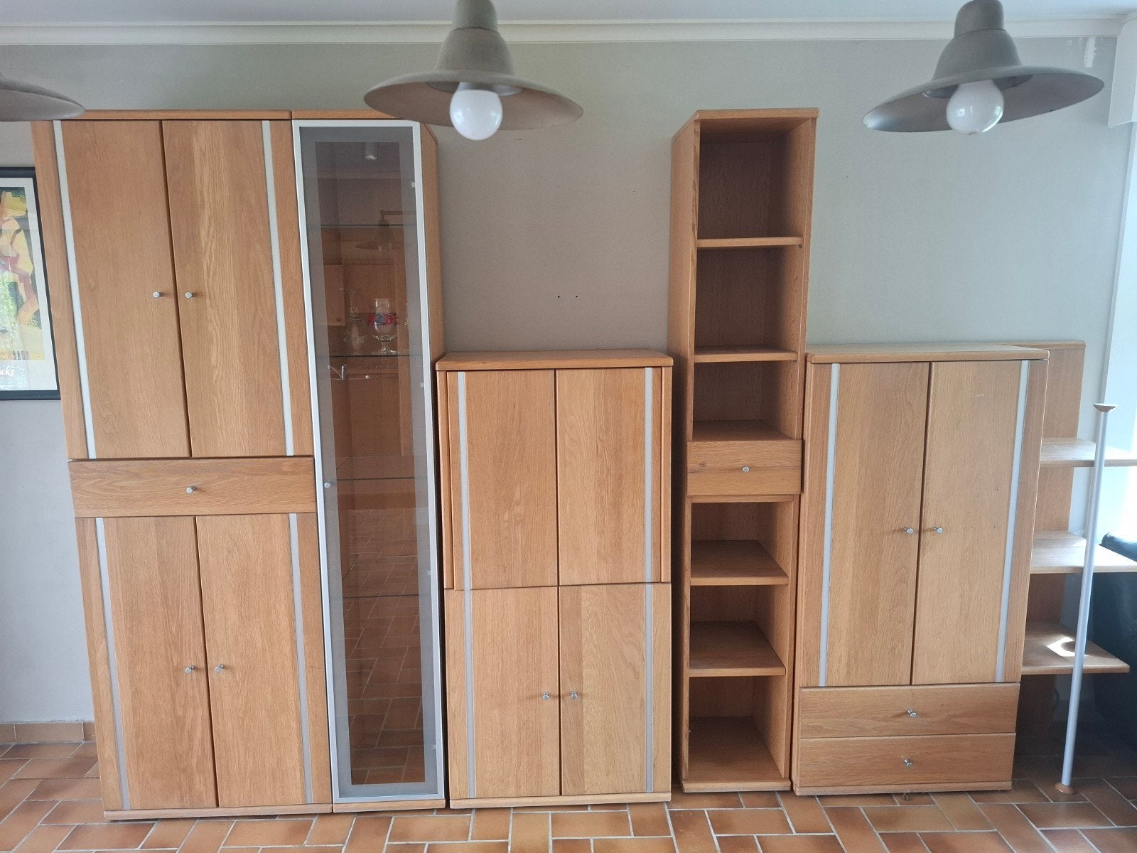 Bruine living kast, Ophalen