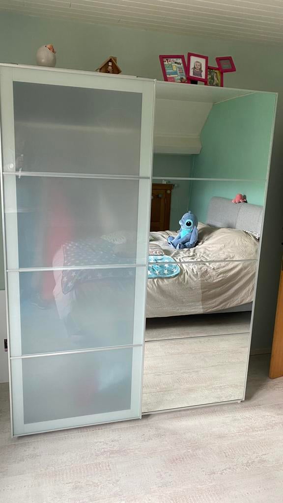 Garde robe ikea, Enlèvement, Comme neuf