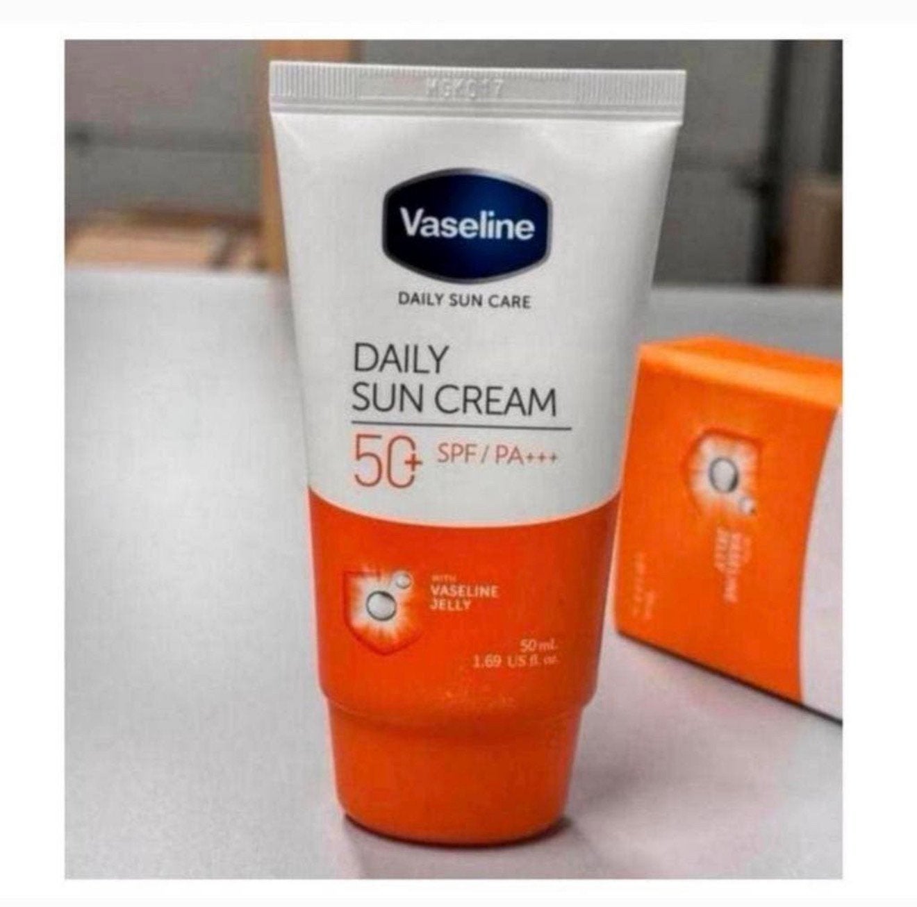 Crème solaire quotidienne à la vaseline SPF 50+, PA+++ 50 ml, Enlèvement ou Envoi, Neuf, Coup de soleil ou Après-soleil