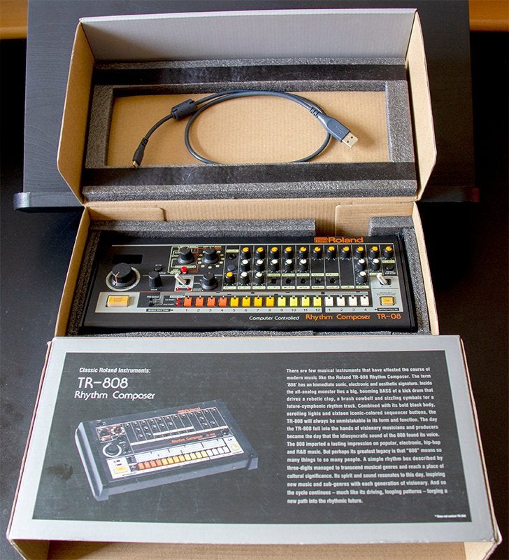 Compositeur rythmique Roland Boutique TR-08, Roland, Comme neuf, Avec connexion MIDI, Enlèvement ou Envoi