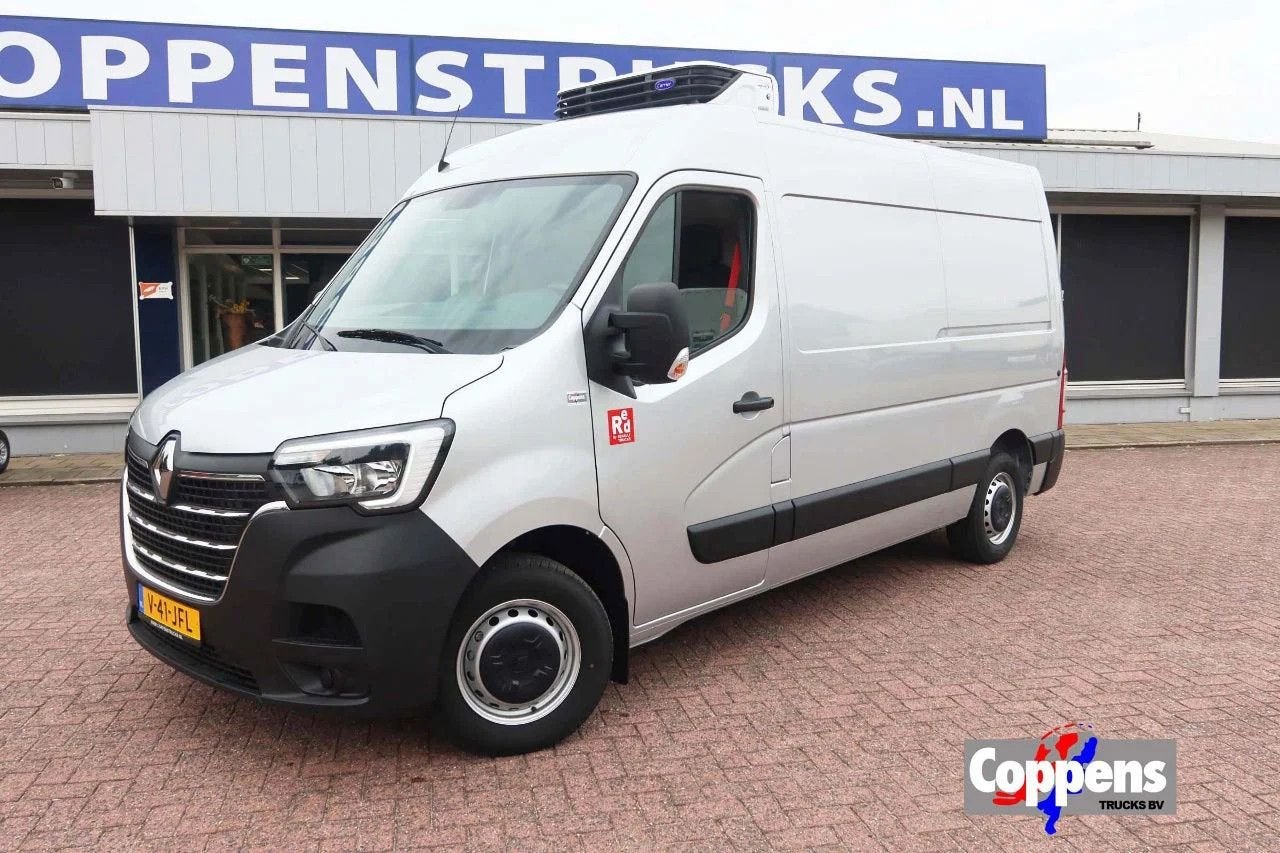 Renault Master Red Edition 150 PK Carrier Xarios 350 Koele/v, Renault, Bedrijf, Navigatiesysteem, Zilver of Grijs