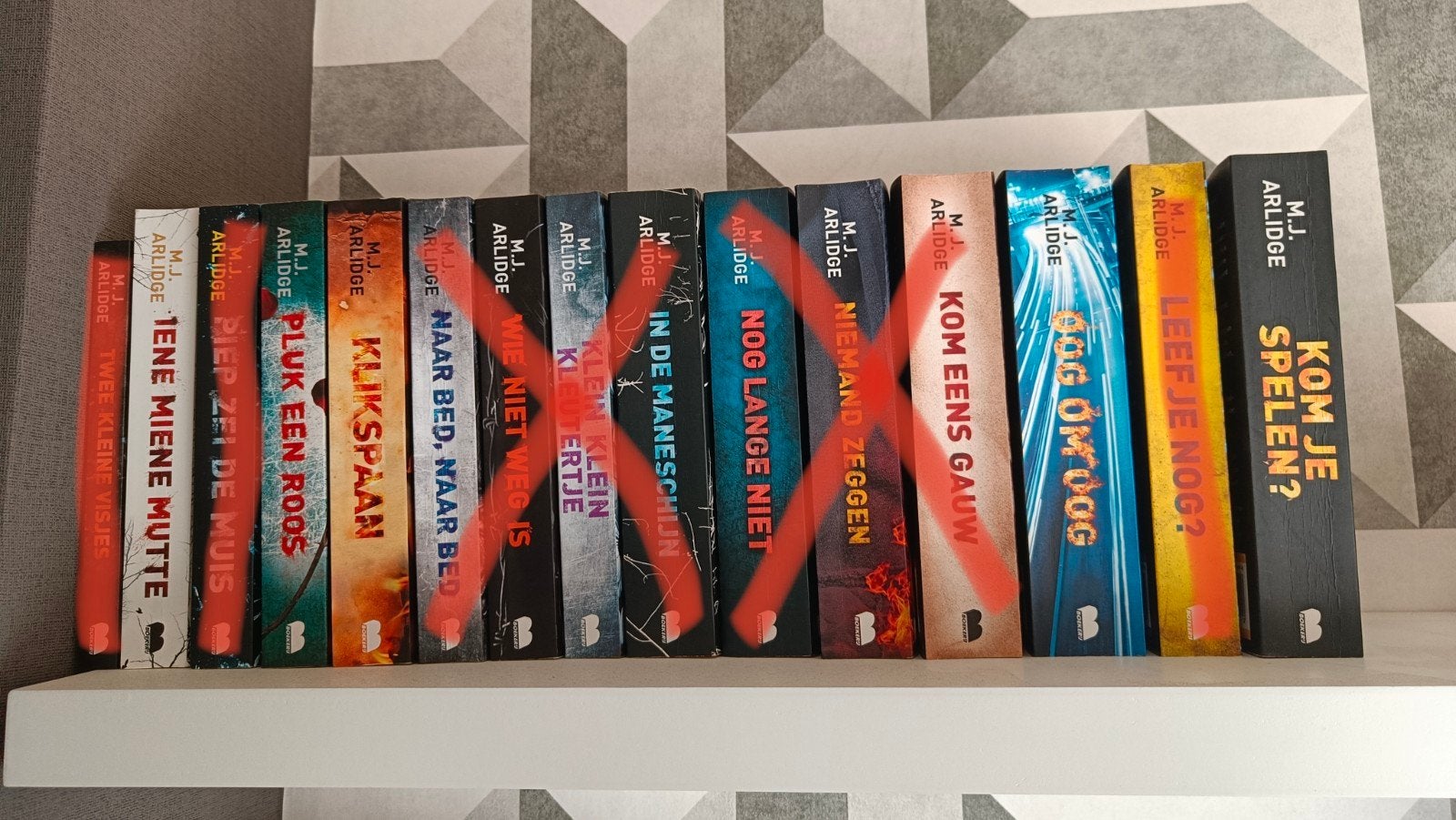 Boeken M.J. Arlidge - Helen Grace-serie, Boeken, Ophalen of Verzenden, Zo goed als nieuw, M.J. Arlidge