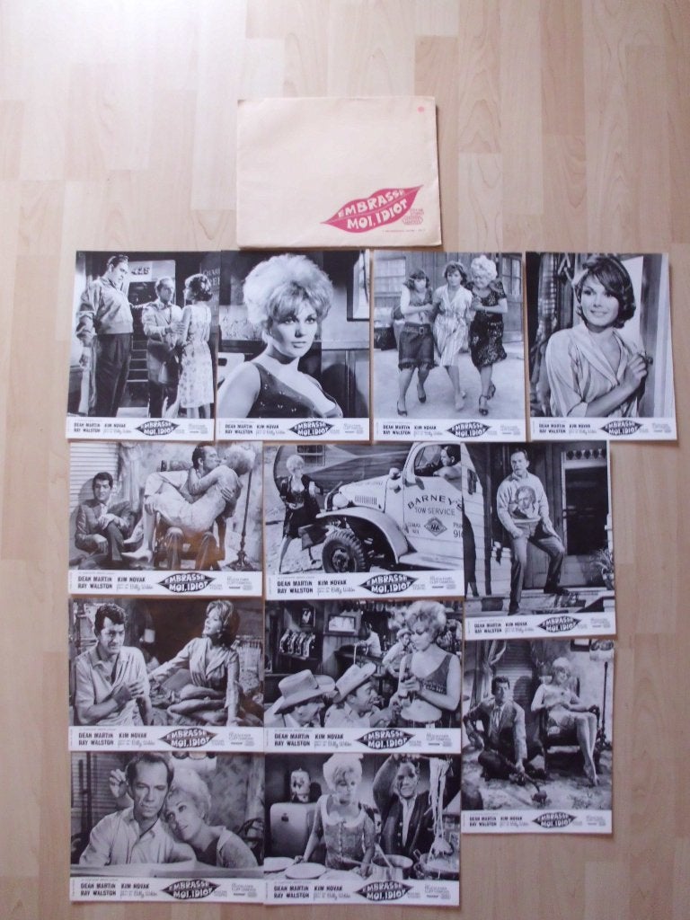 Lobby cards Kiss Me Stupid 1964 Dean Martin Kim Novak, Enlèvement ou Envoi, Comme neuf, Film, Photo ou Carte