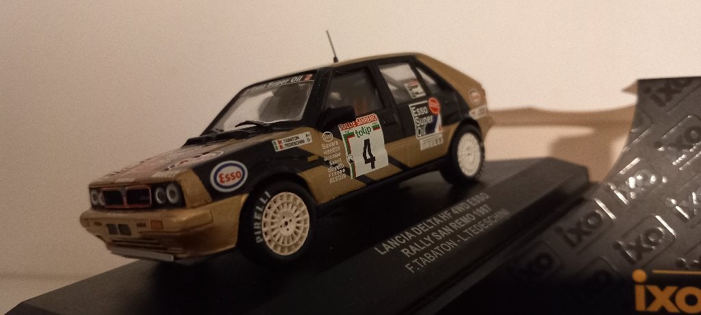 1/43 Lancia Delta HF 4WD WRC Gr.A Rallye San remo 1987 IXO, Enlèvement ou Envoi, Neuf, Voiture, Autres marques