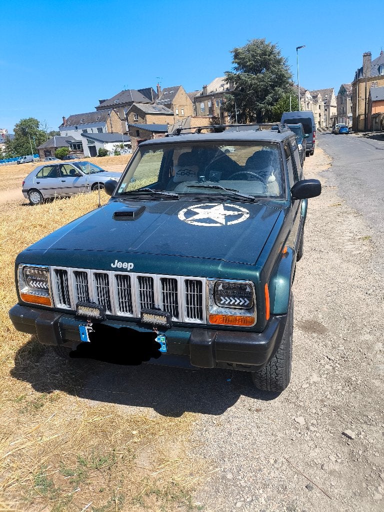 Jeep Cherokee xj essence, Auto's, Bedrijf, Cherokee, 3 deurs, Te koop