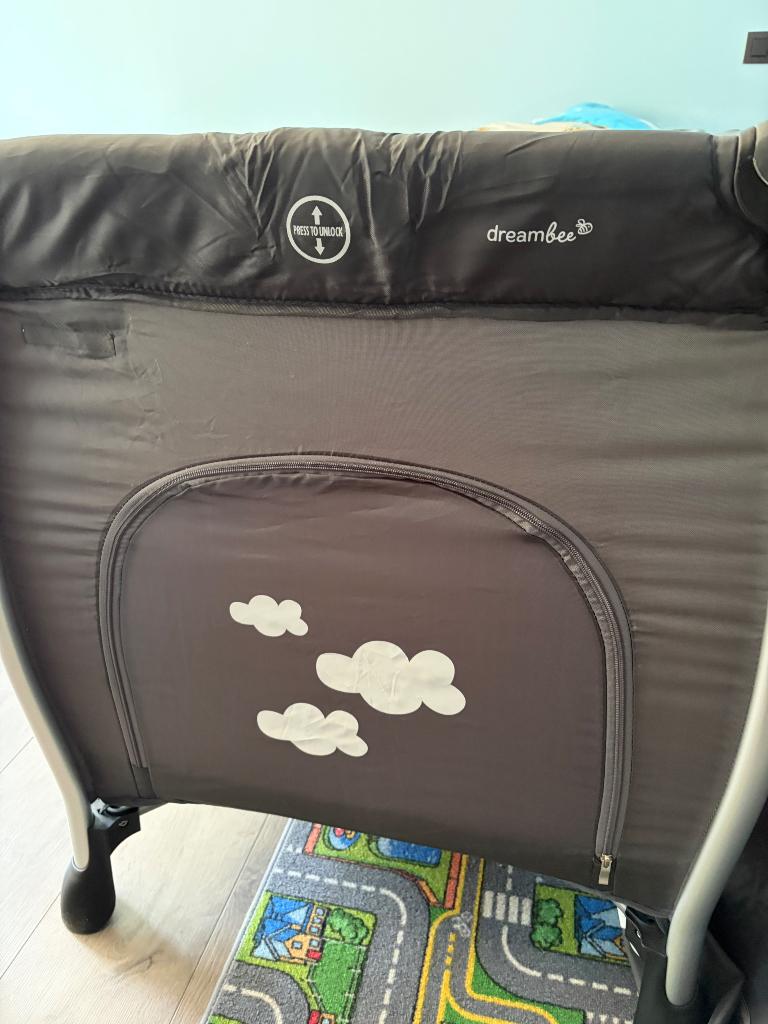 Reisbed + extra matras + muggennet, Kinderen en Baby's, Babywiegjes en Ledikanten, Ophalen, Zo goed als nieuw, Reisbedje
