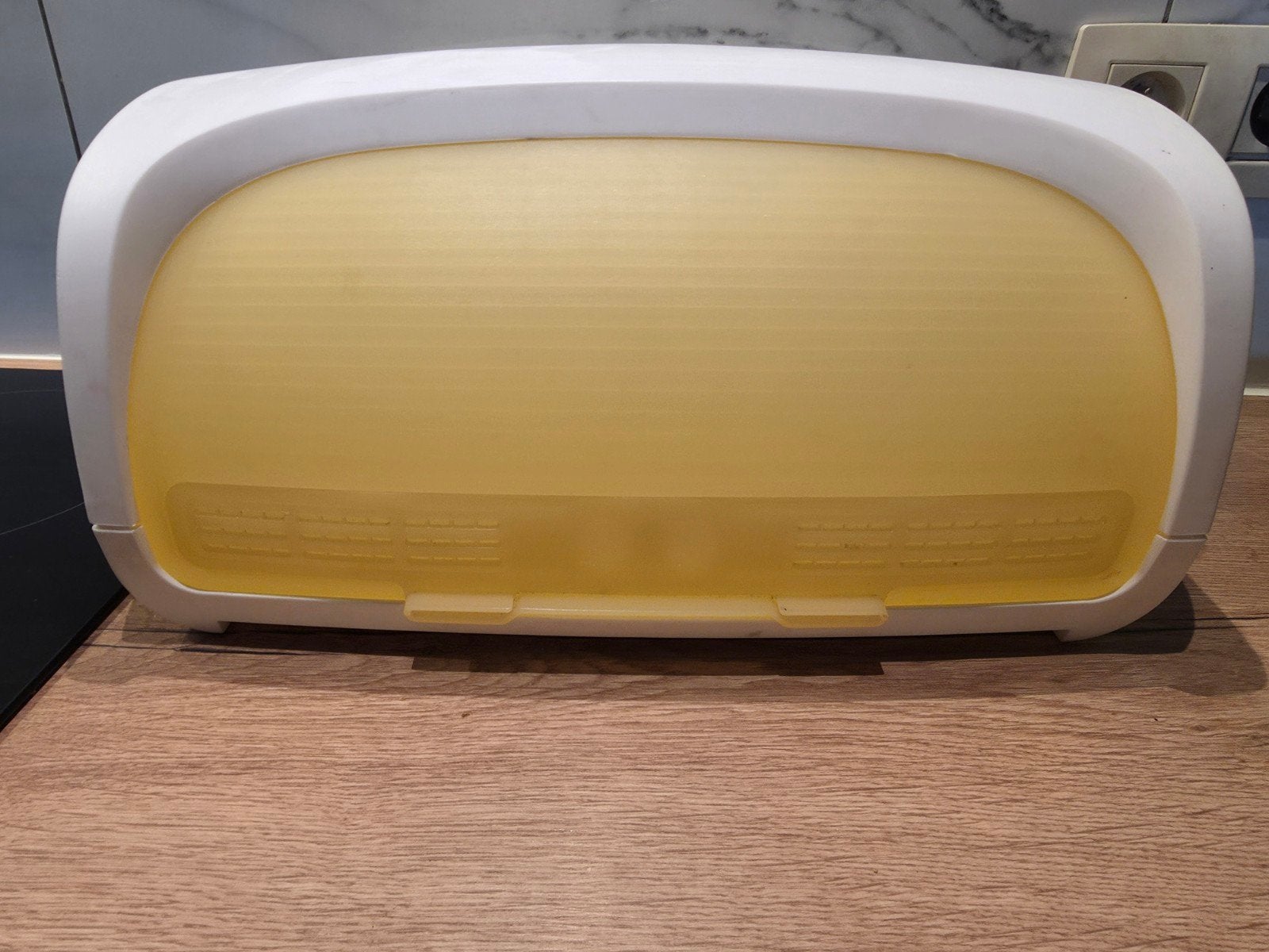 🍞🍞🍞Breadsmart tupperware 🍞🍞🍞, Bewaardoos, Geel, Ophalen of Verzenden, Zo goed als nieuw