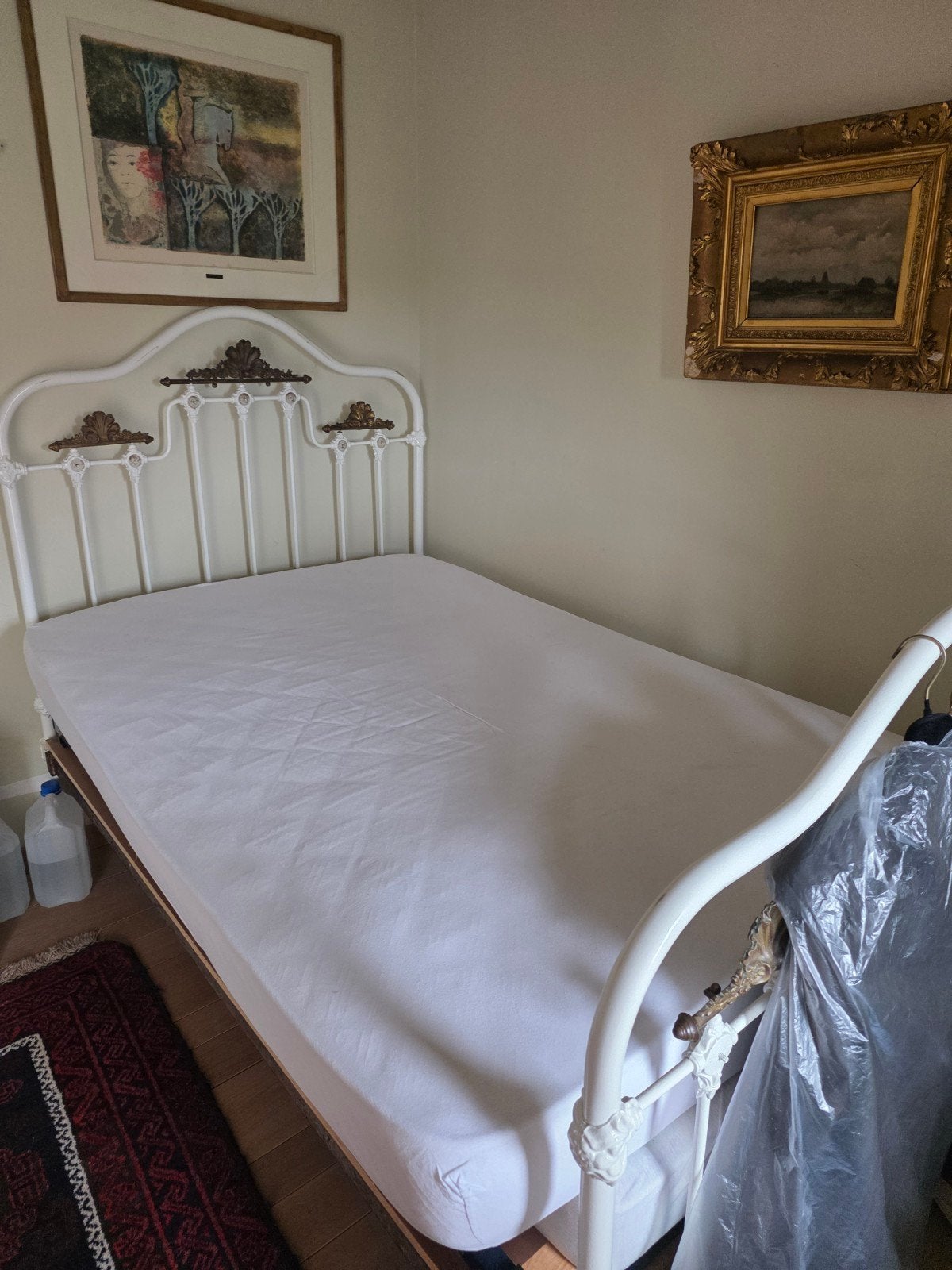 gietijzer bed, Ophalen