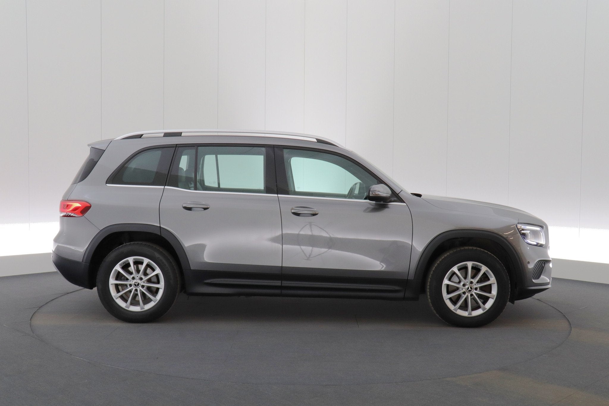 (2DER958) MERCEDES-BENZ GLB, Argent ou Gris, Achat, Entreprise, 7 places