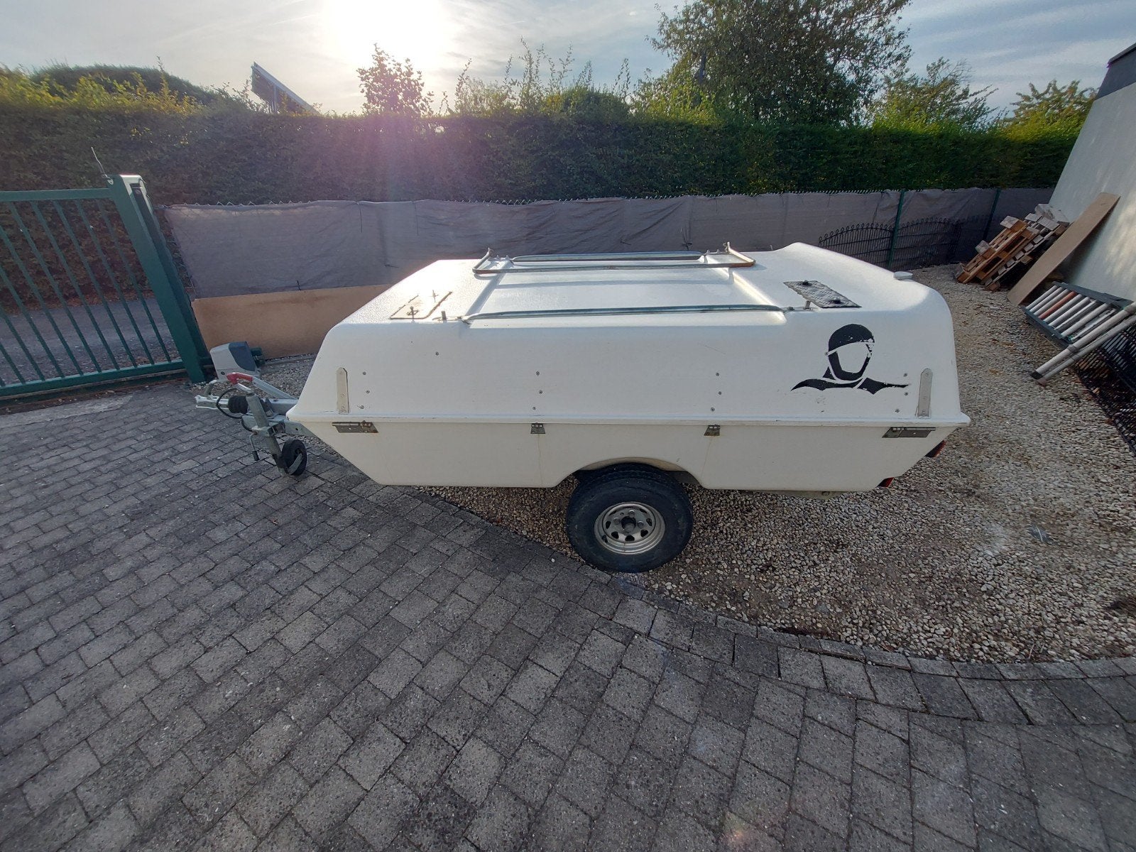 superleuke afsluitbare lichtgewicht aanhangwagen 225x145x65, Ophalen, Gebruikt