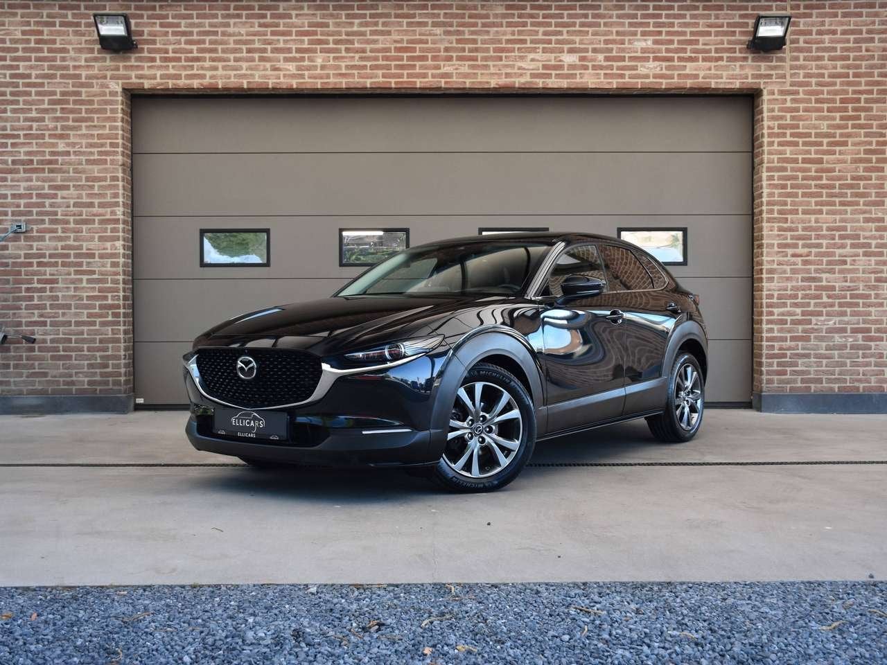 Mazda CX-30 2.0i SKYACTIV-X SKYCRUISE / SCHUIFDAK / 360° CA, Auto's, 0 min, 179 pk, Zwart, 5 zetels