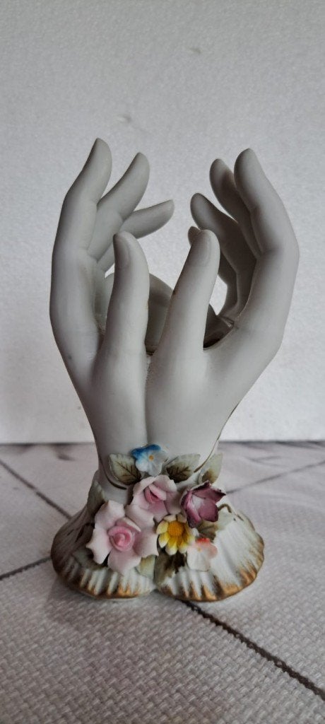petit vase mains ou porte-bagues , vintage, Enlèvement