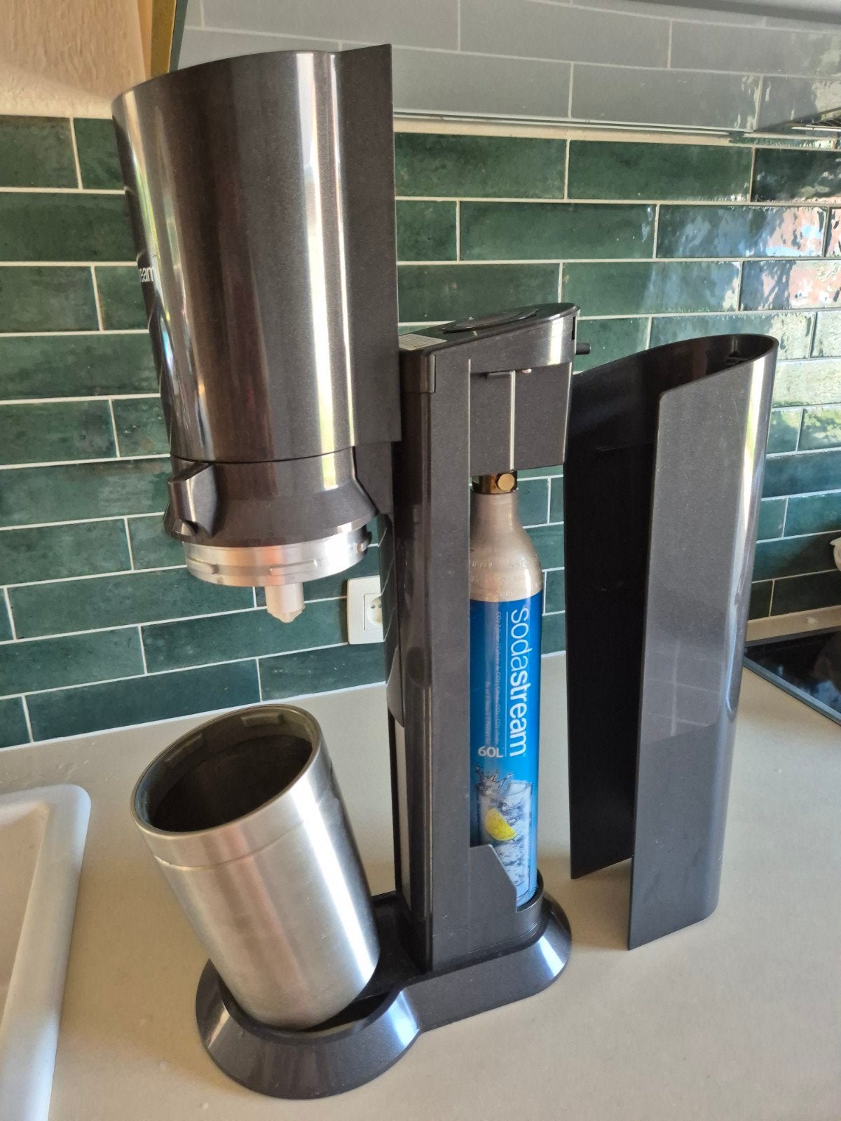 SodaStream Crystal — incl. lege gasfles + 4 glazen flessen, Enlèvement