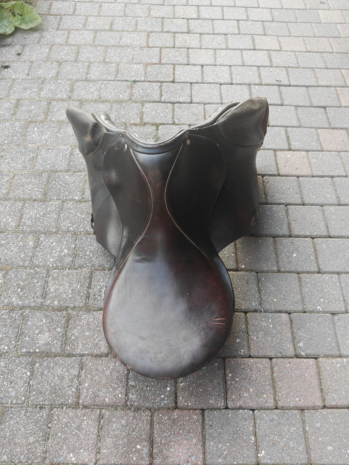Selle de cheval en cuir marron, Enlèvement, Utilisé