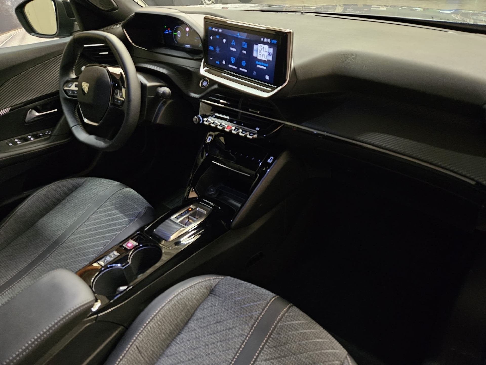 Peugeot 2008 Electric Allure (bj 2025, automaat), Auto's, Peugeot, Automaat, Gebruikt, Euro 6, Overige kleuren