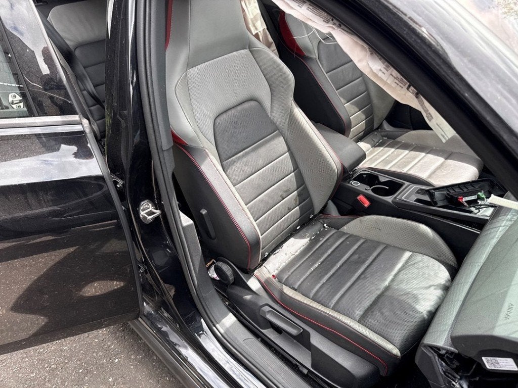 SIEGE AVANT DROIT ( PASSAGER ) Volkswagen Golf VIII (CD1), Volkswagen, Volkswagen AG, Utilisé, Kundenbetreuung@volkswagen.de