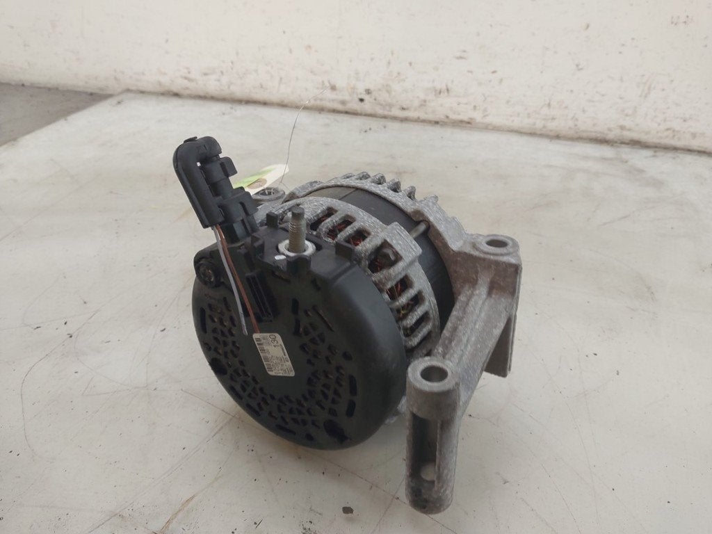 ALTERNATEUR Opel Astra K (01-2015/12-2022), Robert Bosch AG, Opel, Utilisé, Robert-Bosch-Allee 1
74232  Abstatt, DE