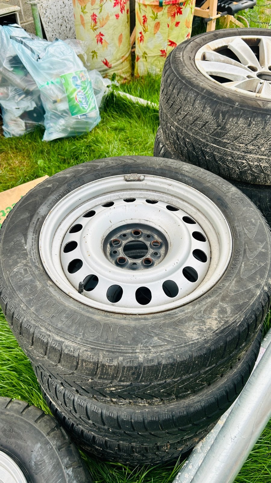 4 winterbanden op velg jumpy/expert/scudo, Auto-onderdelen, Banden en Velgen, Ophalen, 15 inch, Banden en Velgen, Bestelwagen