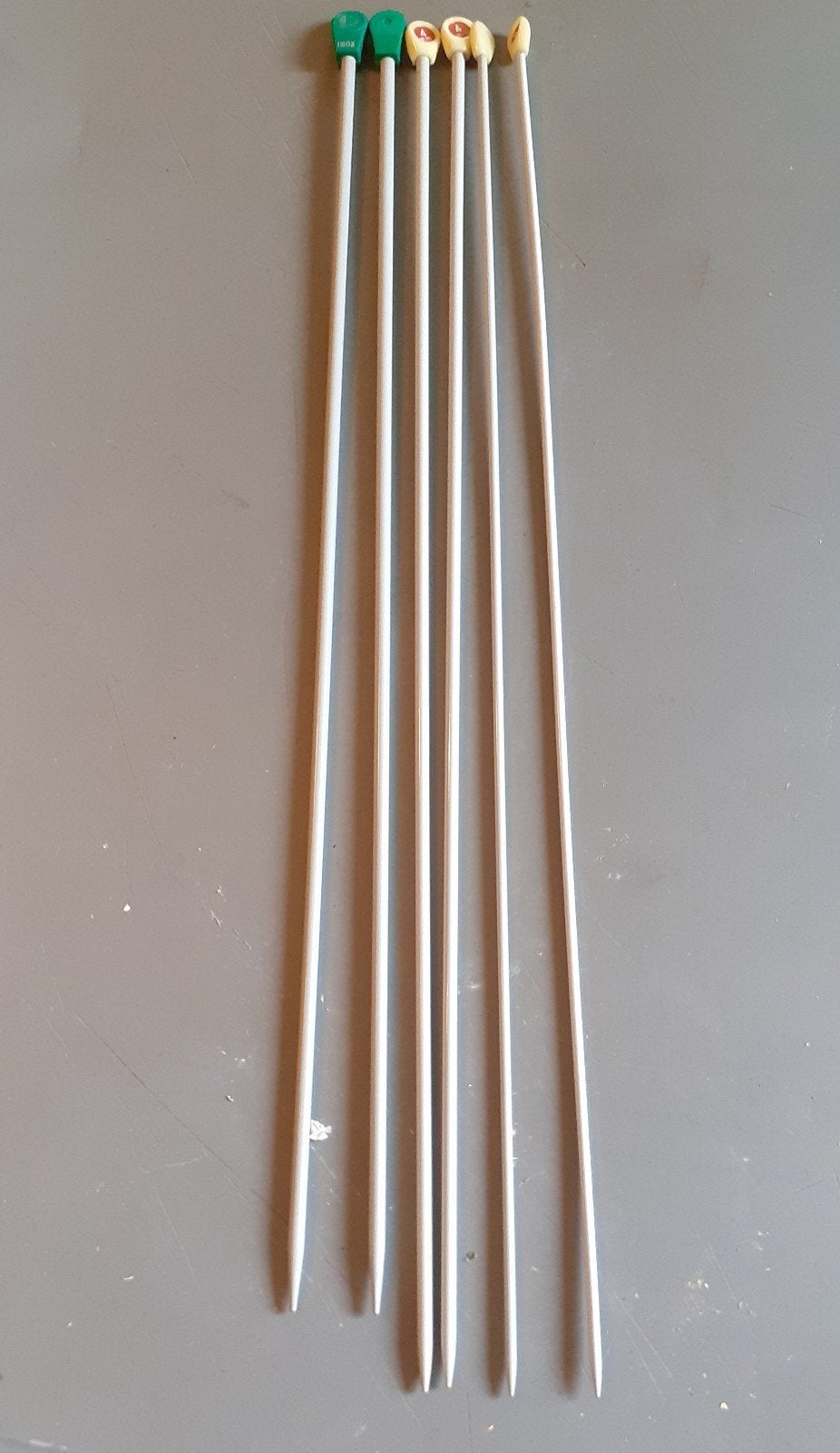 lot de 3 paires aiguilles à tricoter 41/2  4 et 3, Hobby & Loisirs créatifs, Enlèvement ou Envoi