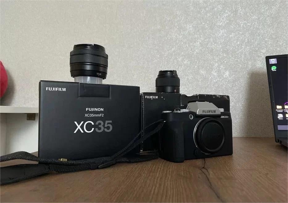 Fujifilm XT200 + 2 objectifs, Enlèvement ou Envoi, Compact, Comme neuf, 8 fois ou plus