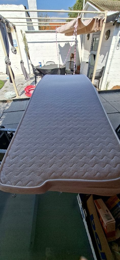 2 x matelas pour mobil-home (1 gratuit), Caravanes & Camping, Enlèvement, Comme neuf