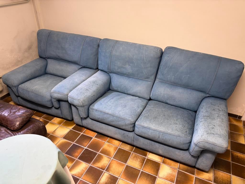 Salon, Enlèvement