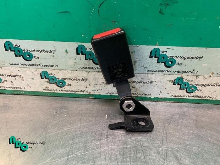 Insertion ceinture de sécurité arrière gauche d'un Saab 9, -, 3 mois de garantie, Utilisé, -