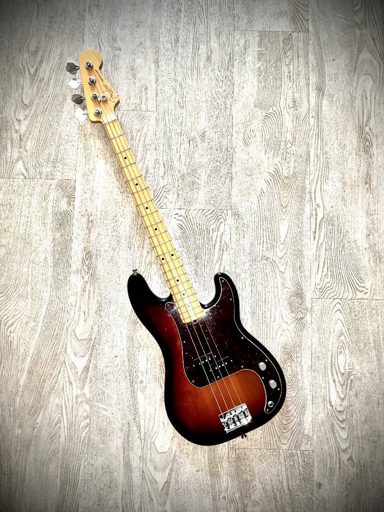 Fender American Professional Precision bass, Muziek en Instrumenten, Ophalen, Zo goed als nieuw, Elektrisch