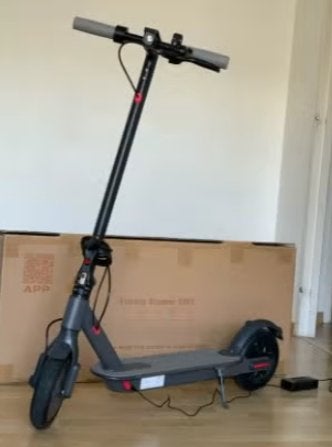 Elektrische step M365 X1 opvouwbaar met oplader - Nieuw!, Ophalen of Verzenden, Nieuw, Elektrische step (E-scooter)