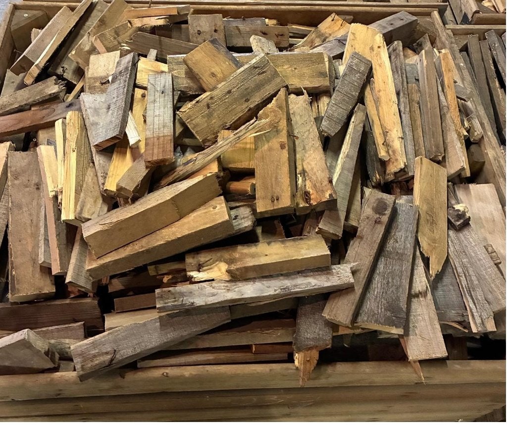 Bois de chauffage de palettes et planches, 3 à 6 m³, Enlèvement, Autres essences de bois, Bûches