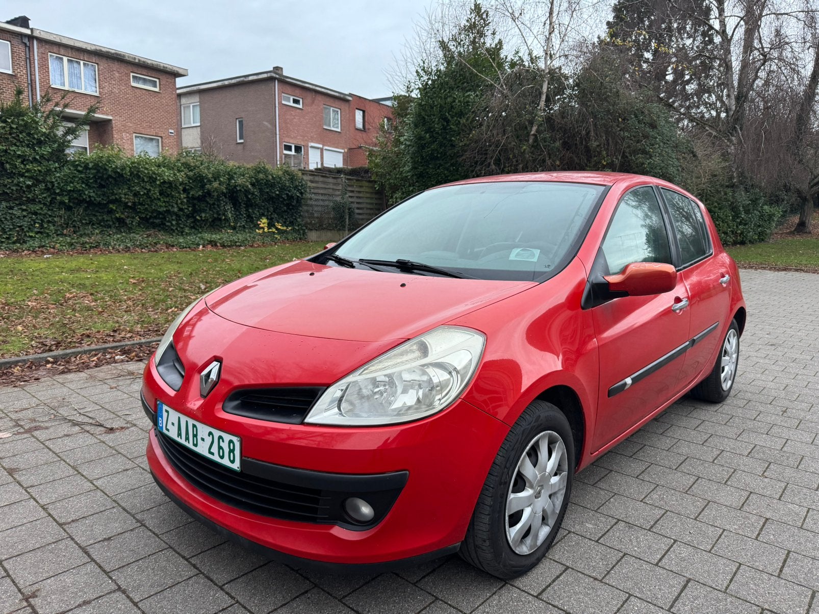 RENAULT CLIO 1.4i ESSENCE / AIRCO/ 2 CLES / CONTROLE OK, Autos, Renault, Essai à domicile, Achat, Beige, Entreprise