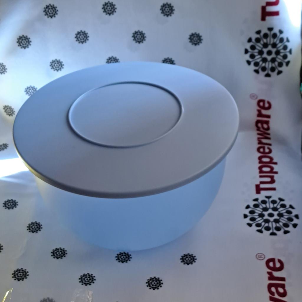 Tupperware grote saladekom 4,3 l Nieuw, Ophalen of Verzenden, Nieuw, Blauw