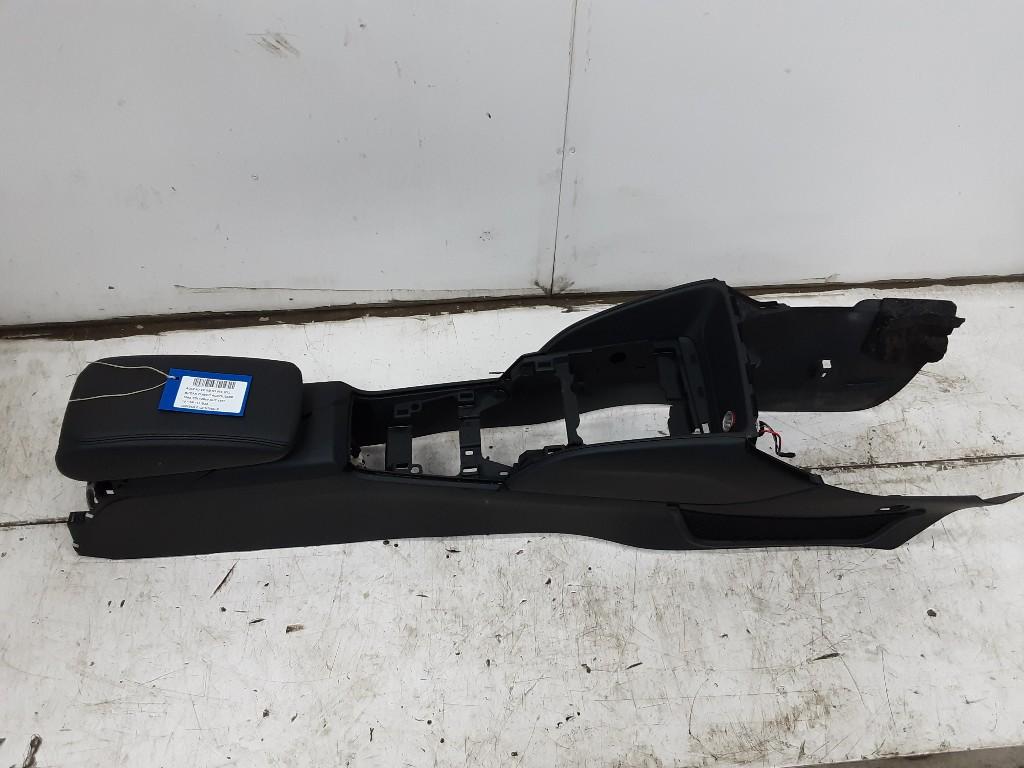 MIDDENCONSOLE Audi A3 Sportback (8VA / 8VF), Auto-onderdelen, Gebruikt, Mevr. I. Hauben, Audi, Rue de l'Espoir 34 34
4030  GRIVEGNÉE, BE
