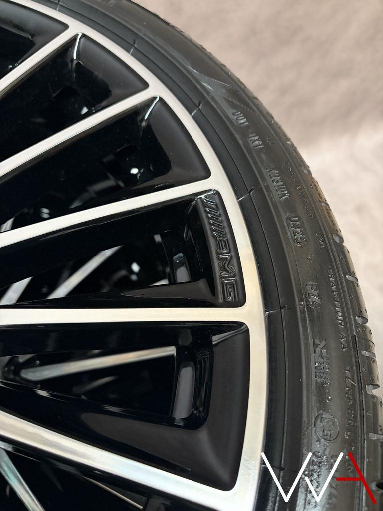 19” Mercedes C-Klasse AMG velgen W206 S206 Origineel Pirelli, Auto-onderdelen, 19 inch, Gebruikt, 255 mm, -
