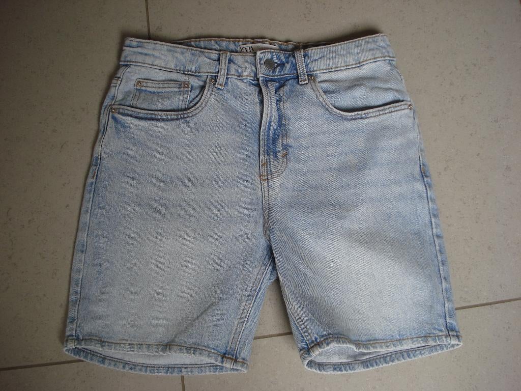 Zara jeansshort, heren/jongens. mt EUR 42, USA 42, Vêtements | Hommes, Jeans, Enlèvement ou Envoi, Comme neuf, Bleu, Zara