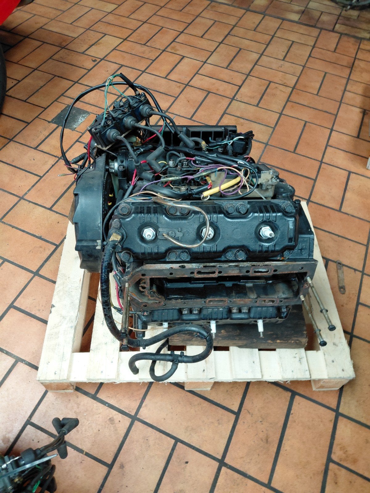 moteur bateau mercury v6 2.5 200cv, Enlèvement
