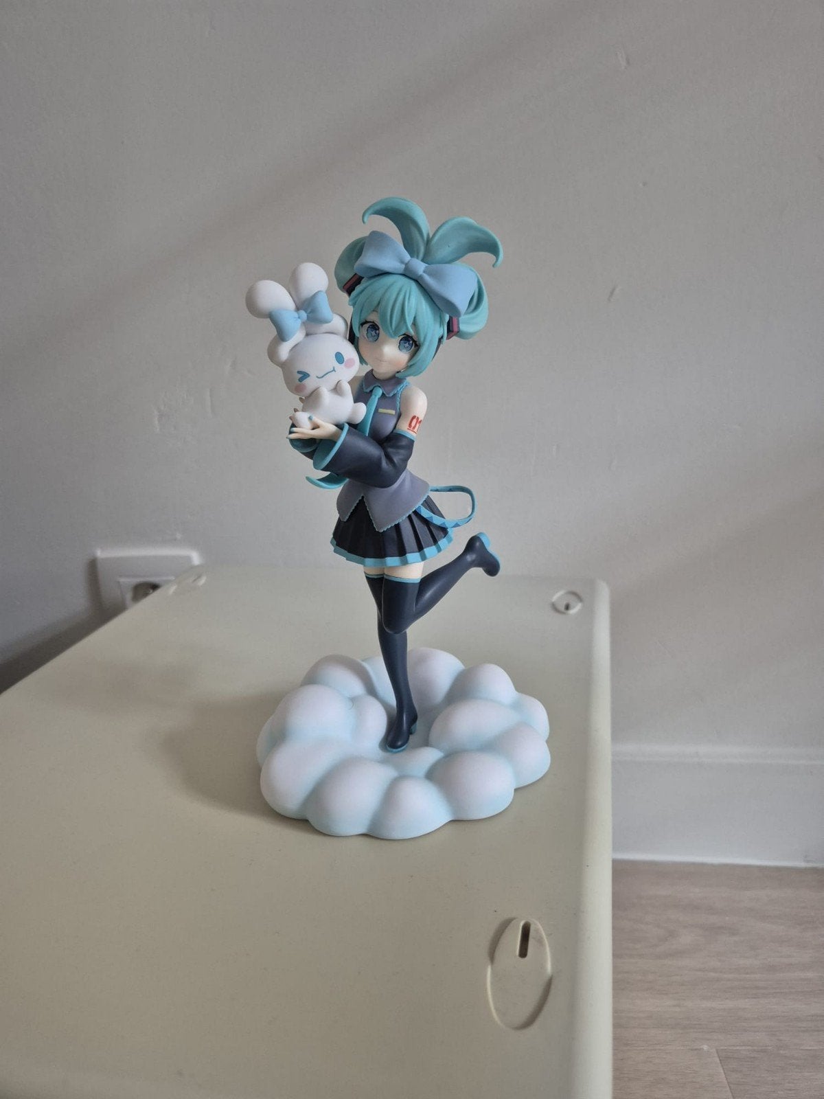 Hatsune miku cinnamoroll, Ophalen