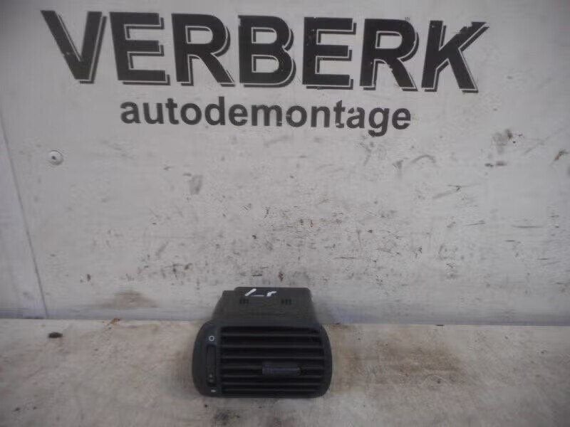 DASHBOARD LUCHTROOSTER LINKS Audi A3 (8L1) (8l0820901), Enlèvement ou Envoi, Auto-Union-Straße 1, 85057 Ingolstadt, DE, Info@audi.de