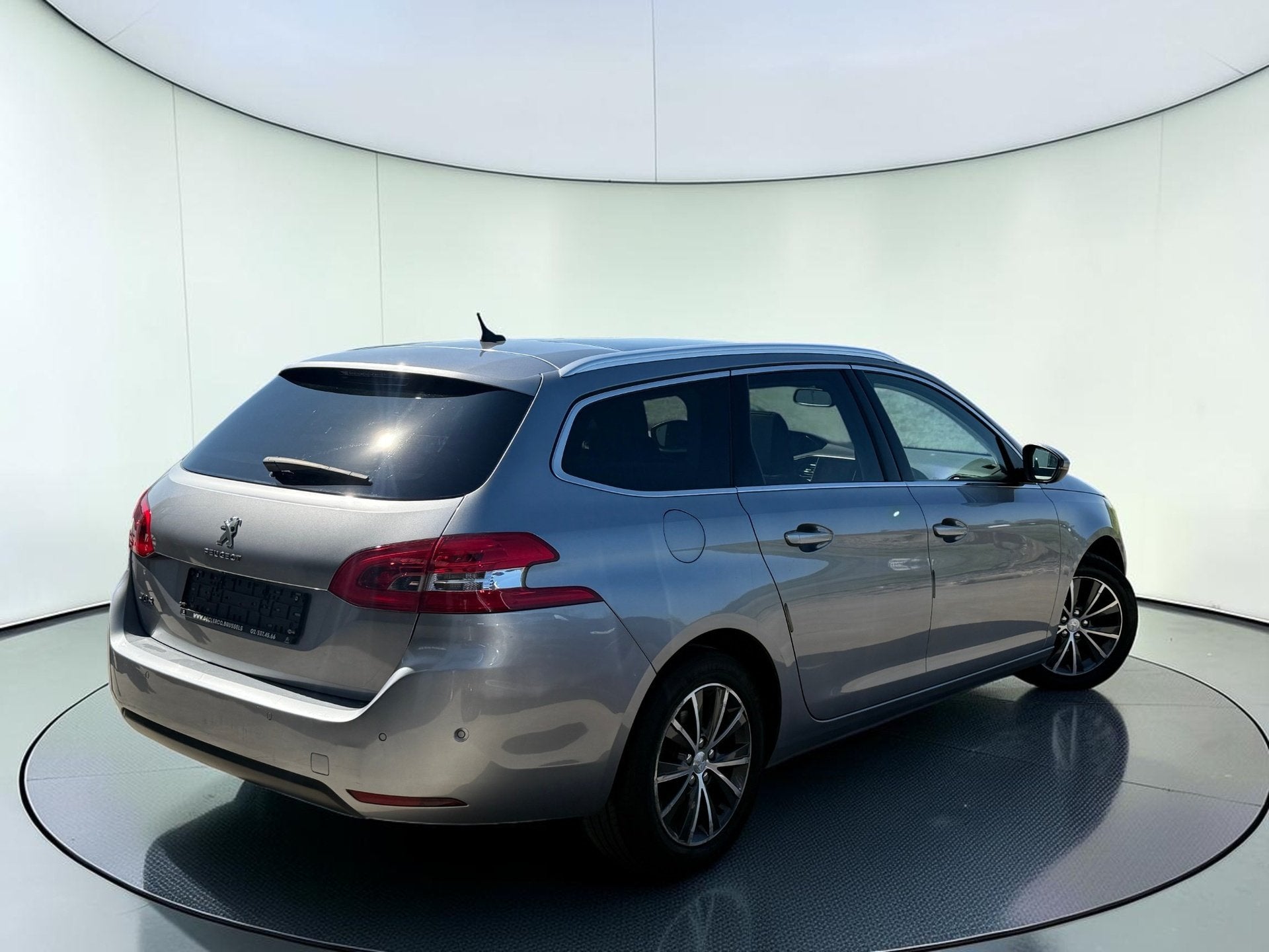 Peugeot 308 SW Allure Autom, Camera, Pano, LED, Leder, Full, Cuir, Argent ou Gris, Achat, Euro 6