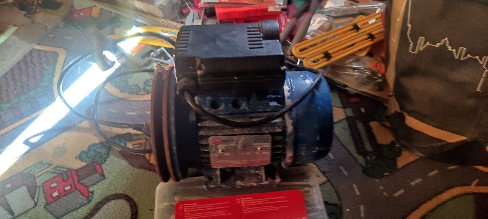 Elektromotor 0,37 kW - 1400 RPM - Monofase 230V / 240V, Ophalen, Zo goed als nieuw
