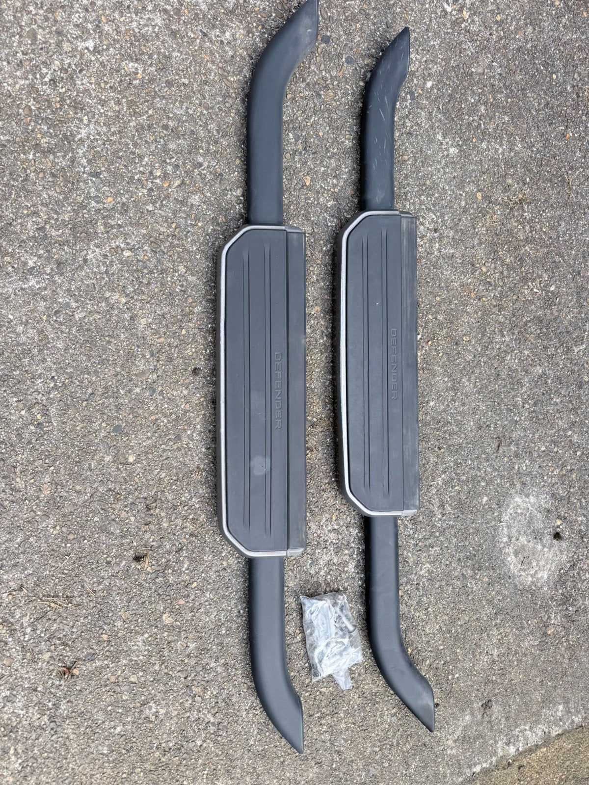 Landrover defender 90 bwj 2022 side bar, Autos, Land Rover, Particulier, Achat