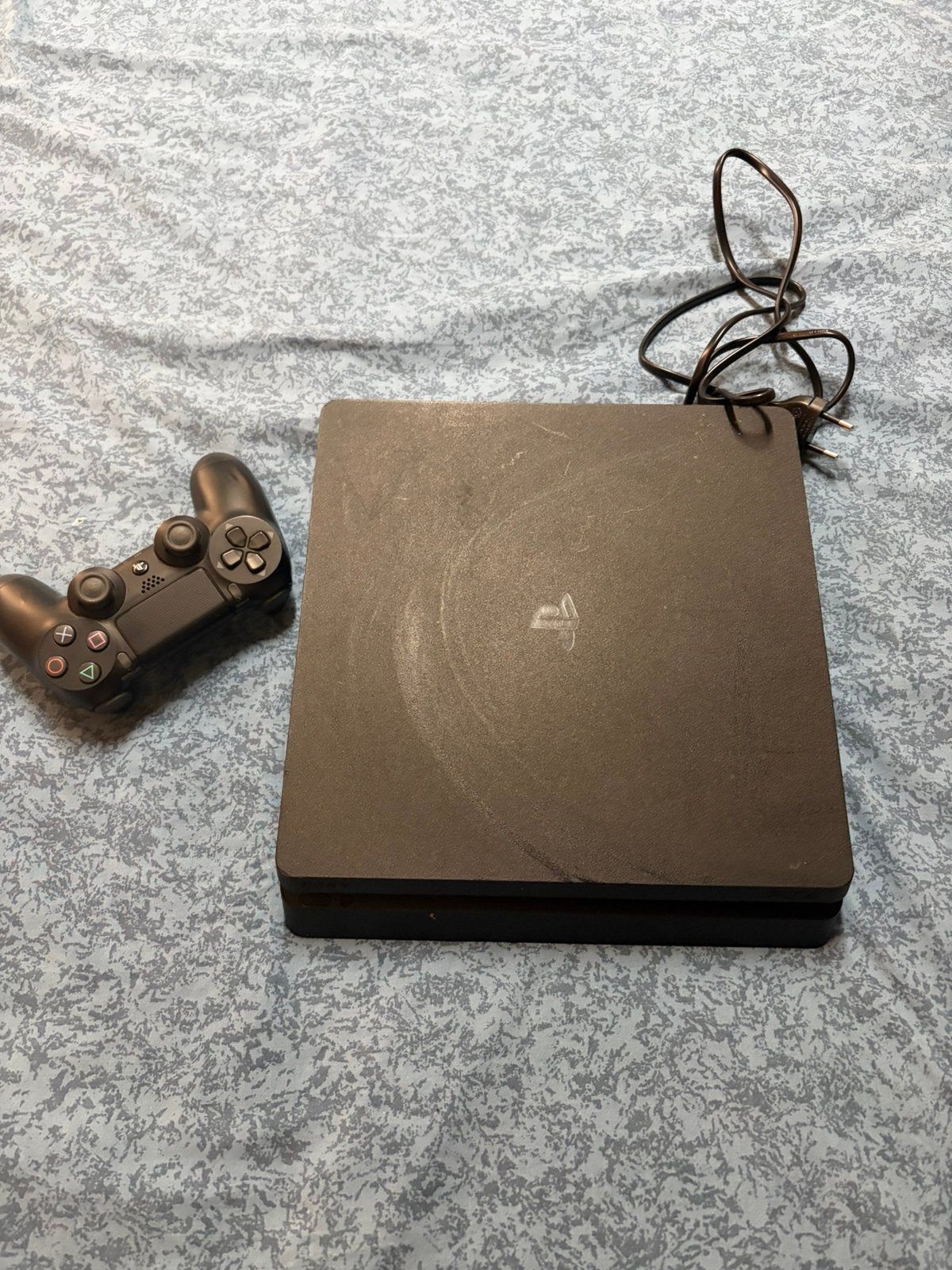 Ps 4 met spelletjes en controler, Consoles de jeu & Jeux vidéo, Consoles de jeu | Sony PlayStation 4, Enlèvement, Utilisé