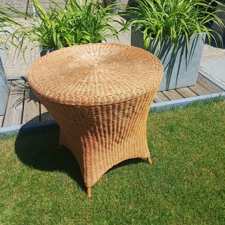 Rotan tuintafel, Ophalen