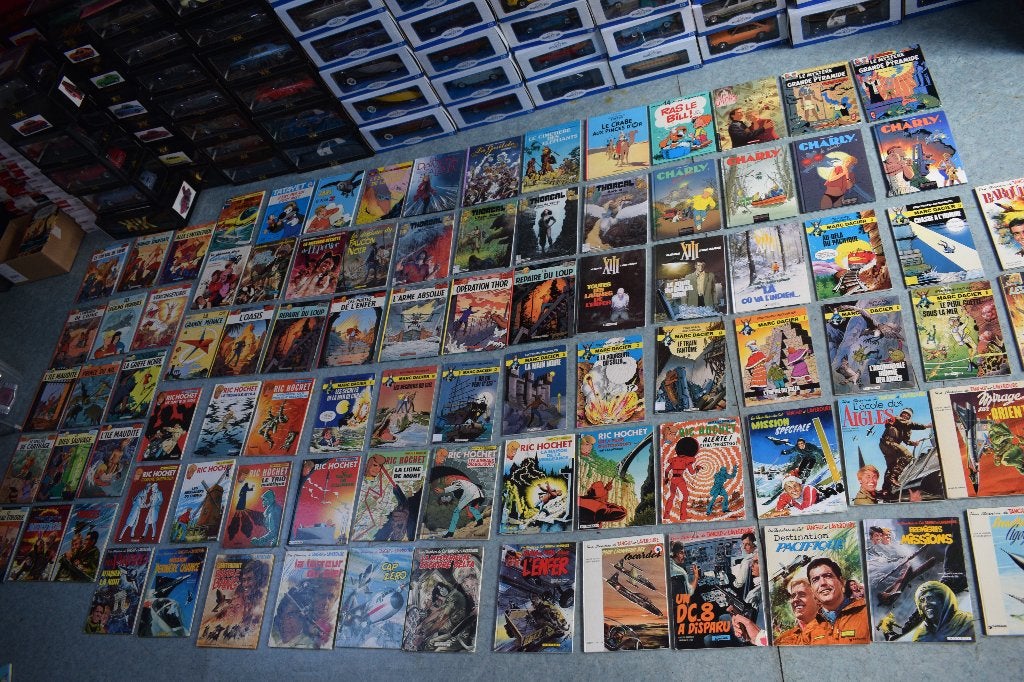 collection 90 BD bandes dessinées parfait état, Livres, Enlèvement, Comme neuf