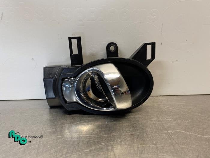 Poignée portière 4portes arrière droite d'un Nissan Note, -, 3 mois de garantie, Utilisé, -